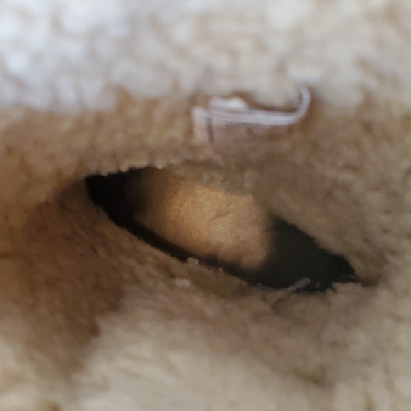 Ugg Bailey Button Triplet Boots - Picture 9 of 12